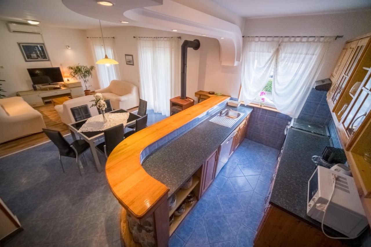 Apartman Bilac Vodice Exterior foto