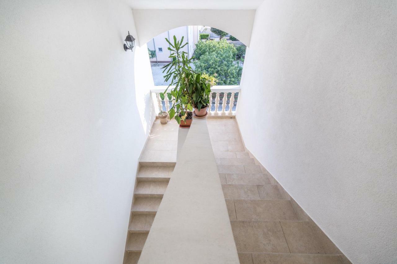 Apartman Bilac Vodice Exterior foto